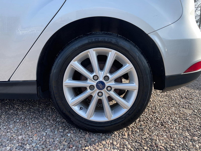 Ford Focus 1.5 TDCi Titanium Euro 6 (s/s) 5dr