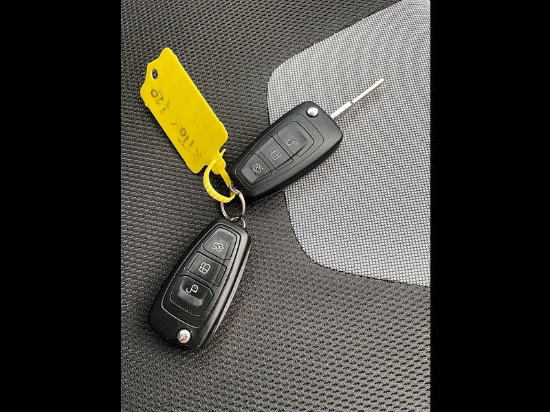 Ford Focus 1.6 TDCi Zetec Euro 5 (s/s) 5dr