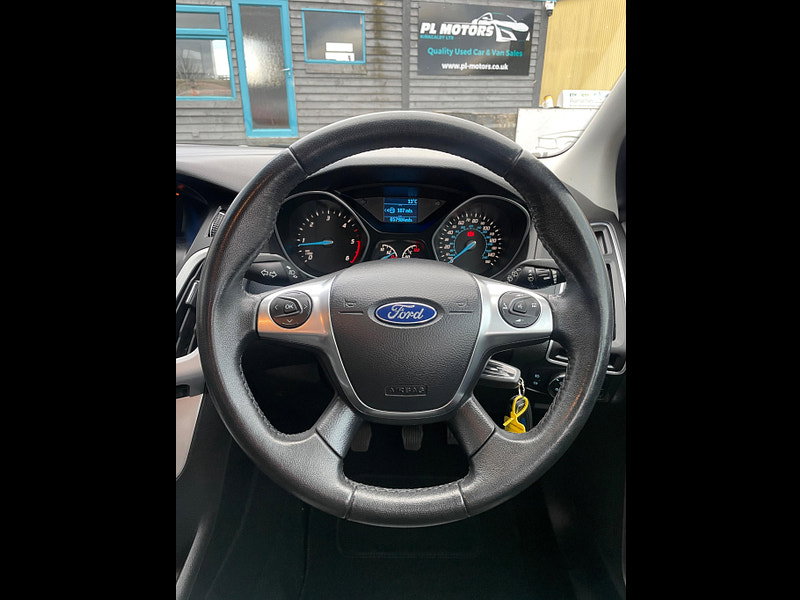 Ford Focus 1.6 TDCi Zetec Euro 5 (s/s) 5dr