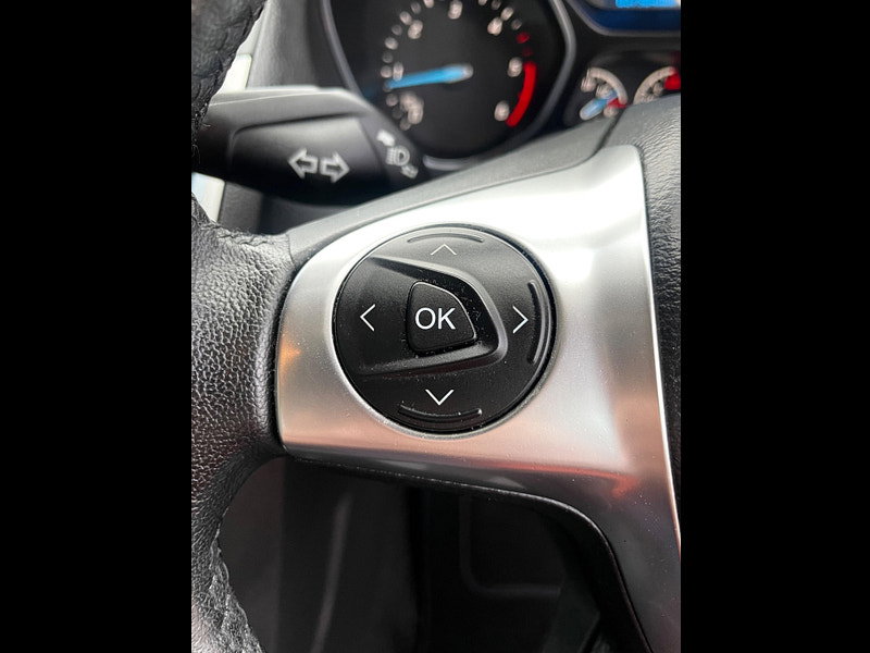 Ford Focus 1.6 TDCi Zetec Euro 5 (s/s) 5dr