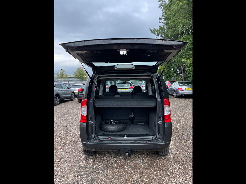 Fiat Qubo 1.3 MultiJet Dynamic Dualogic Euro 5 5dr