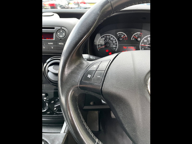 Fiat Qubo 1.3 MultiJet Dynamic Dualogic Euro 5 5dr