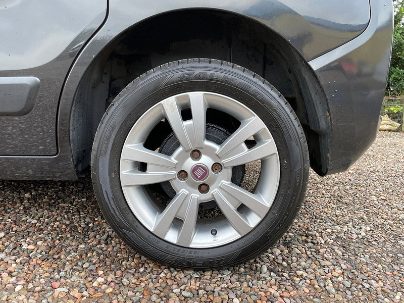 Fiat Qubo 1.3 MultiJet Dynamic Dualogic Euro 5 5dr