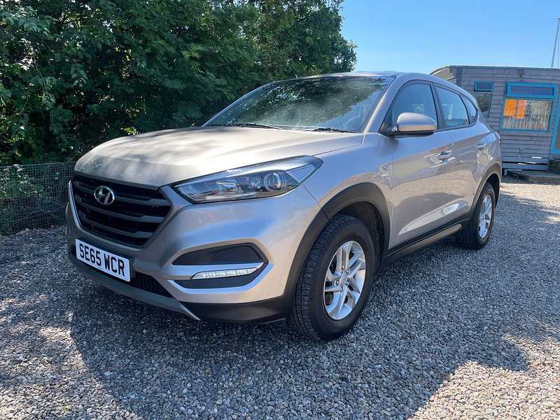 Hyundai Tucson 1.7 CRDi Blue Drive S SUV 5dr Diesel Manual Euro 6 (s/s) (116 ps)