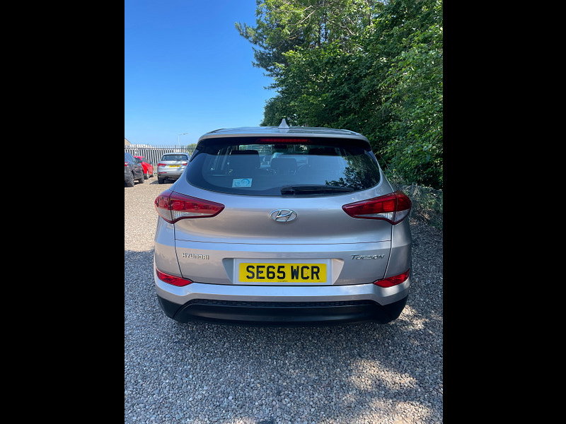 Hyundai Tucson 1.7 CRDi Blue Drive S SUV 5dr Diesel Manual Euro 6 (s/s) (116 ps)