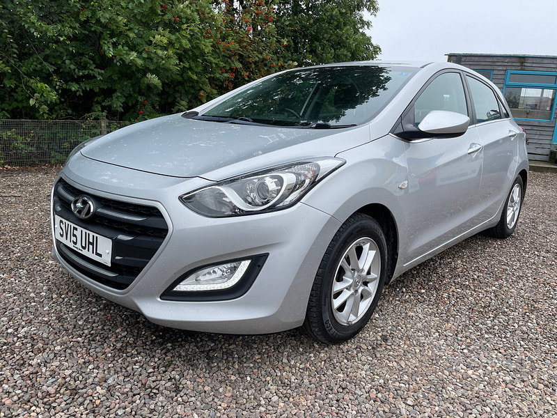 Hyundai I30 1.6 CRDi Blue Drive SE Hatchback 5dr Diesel Manual Euro 6 (s/s) (110 ps)