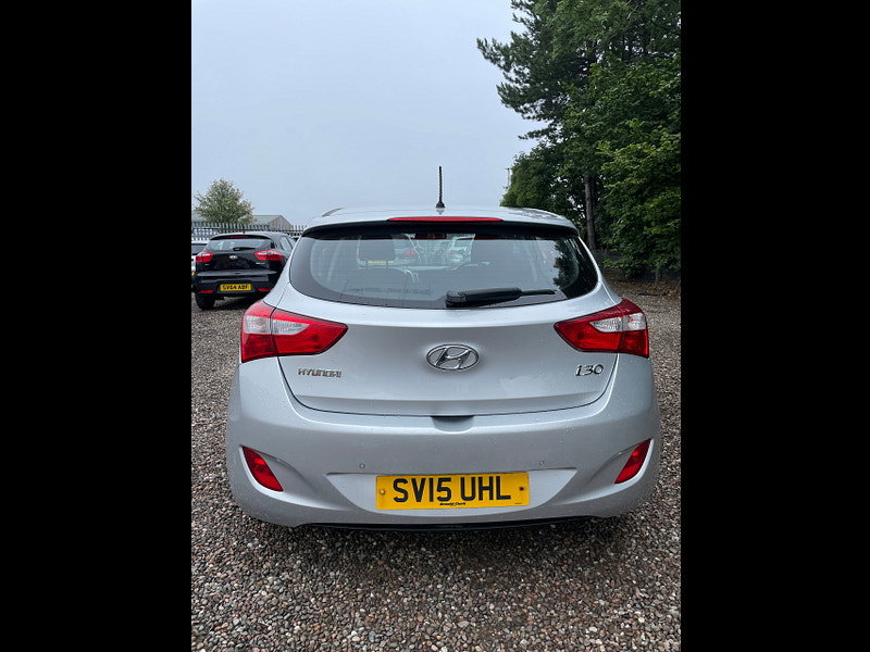 Hyundai I30 1.6 CRDi Blue Drive SE Hatchback 5dr Diesel Manual Euro 6 (s/s) (110 ps)