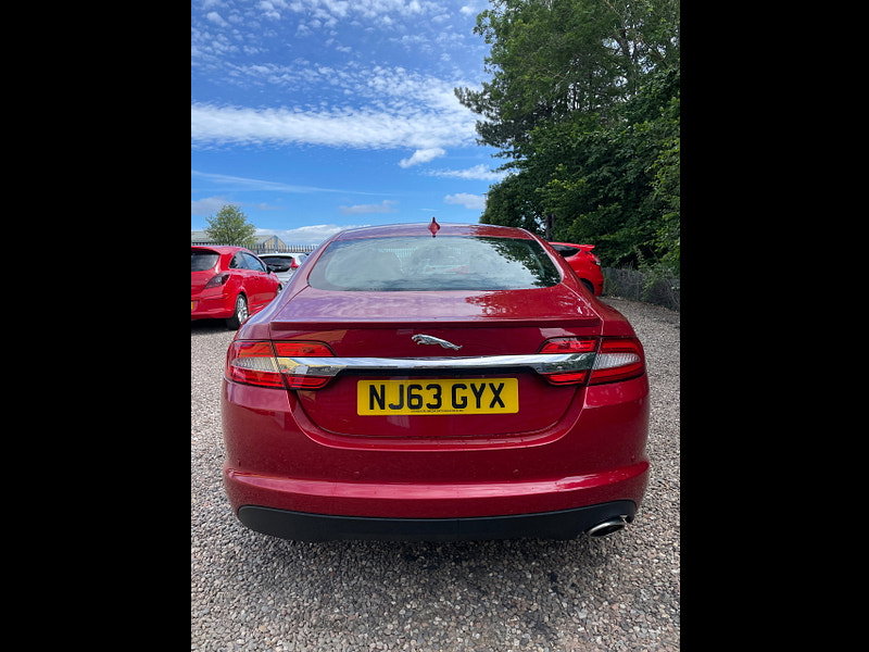 Jaguar XF 2.2d R-Sport Saloon 4dr Diesel Auto Euro 5 (s/s) (200 ps)