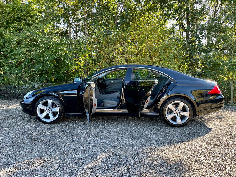 Mercedes-Benz CLS 3.0 CLS320 CDI Coupe 7G-Tronic 4dr