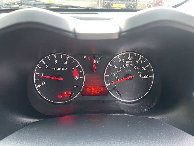 Nissan Note 1.5 dCi n-tec+ Hatchback 5dr Diesel Manual Euro 5 (90 ps)