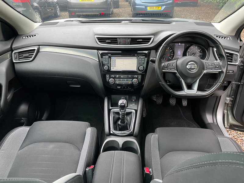 Nissan Qashqai 1.2 DIG-T N-Connecta SUV 5dr Petrol Manual Euro 6 (s/s) (115 ps)