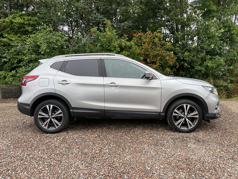 Nissan Qashqai 1.2 DIG-T N-Connecta SUV 5dr Petrol Manual Euro 6 (s/s) (115 ps)