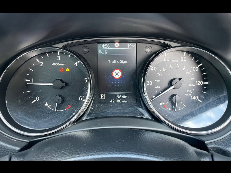 Nissan Qashqai 1.6 dCi Tekna SUV 5dr Diesel XTRON 2WD Euro 6 (s/s) (130 ps)