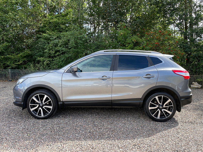Nissan Qashqai 1.6 dCi Tekna SUV 5dr Diesel XTRON 2WD Euro 6 (s/s) (130 ps)