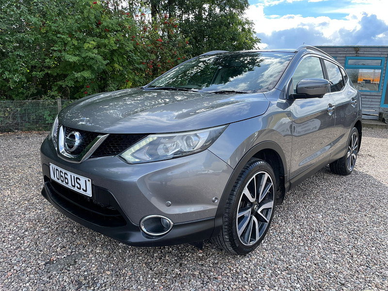 Nissan Qashqai 1.6 dCi Tekna SUV 5dr Diesel XTRON 2WD Euro 6 (s/s) (130 ps)