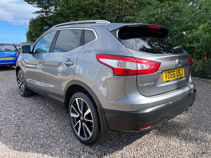 Nissan Qashqai 1.6 dCi Tekna SUV 5dr Diesel XTRON 2WD Euro 6 (s/s) (130 ps)