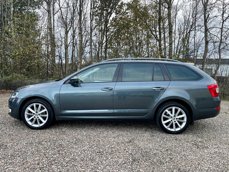Skoda Octavia 1.6 TDI Elegance Euro 5 (s/s) 5dr