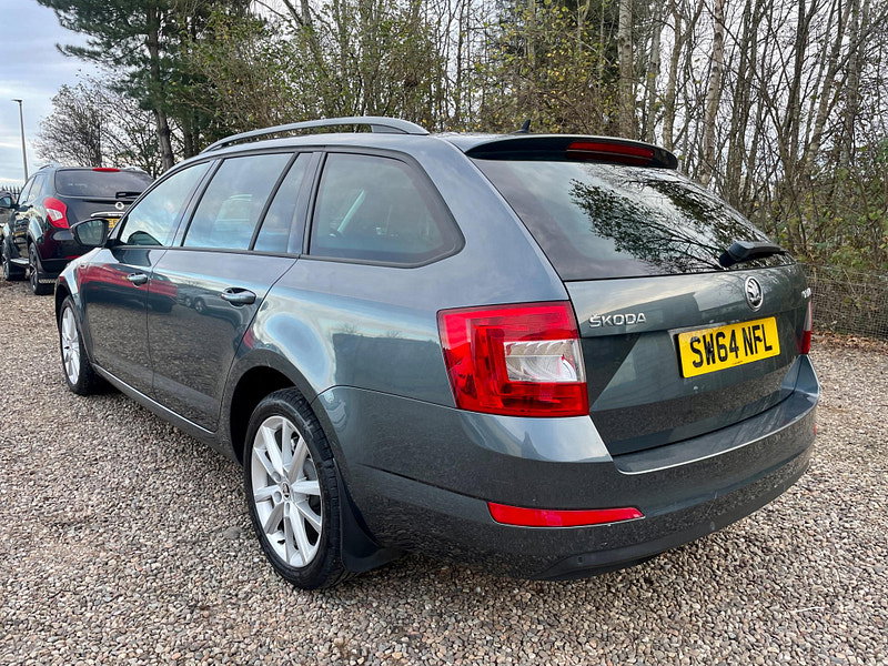 Skoda Octavia 1.6 TDI Elegance Euro 5 (s/s) 5dr