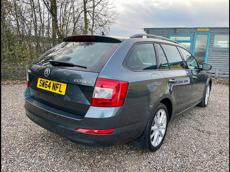 Skoda Octavia 1.6 TDI Elegance Euro 5 (s/s) 5dr