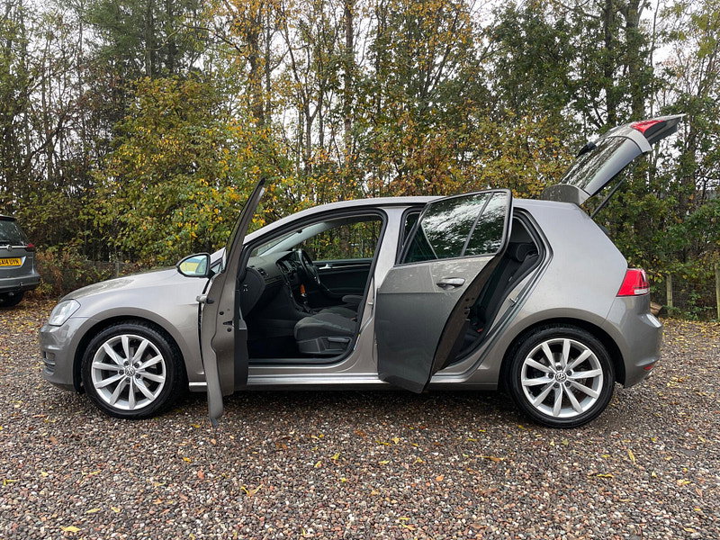 Volkswagen Golf 2.0 TDI BlueMotion Tech GT Euro 5 (s/s) 5dr