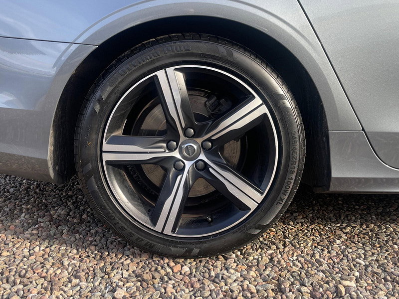 Volvo S90 2.0 T4 GPF R-Design Auto Euro 6 (s/s) 4dr