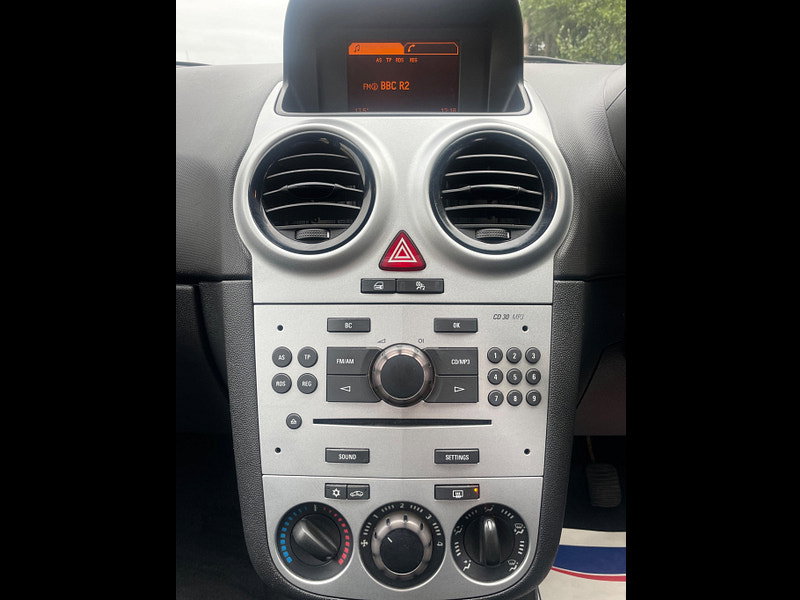Vauxhall Corsa 1.2 16V Excite Euro 5 5dr (A/C)
