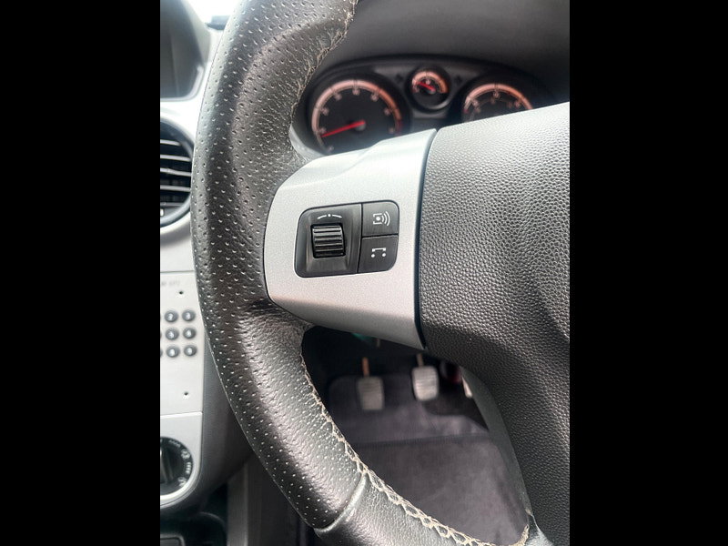 Vauxhall Corsa 1.2 16V Excite Euro 5 5dr (A/C)