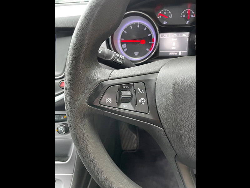 Vauxhall Astra 1.0i Turbo ecoFLEX Design Hatchback 5dr Petrol Manual Euro 6 (s/s) (105 ps)