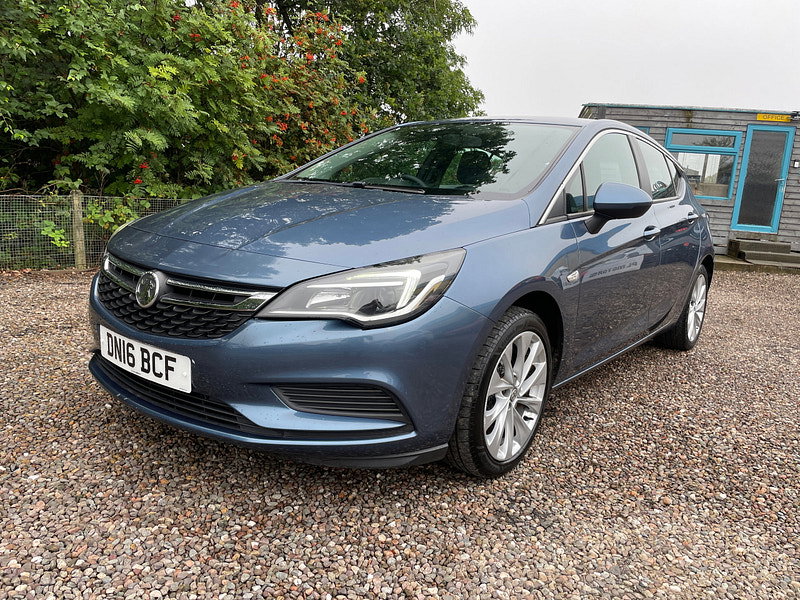 Vauxhall Astra 1.0i Turbo ecoFLEX Design Hatchback 5dr Petrol Manual Euro 6 (s/s) (105 ps)