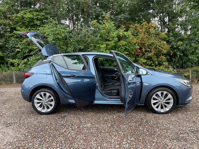 Vauxhall Astra 1.0i Turbo ecoFLEX Design Hatchback 5dr Petrol Manual Euro 6 (s/s) (105 ps)