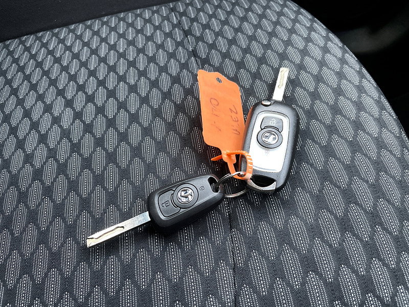 Vauxhall Astra 1.4i Design Hatchback 5dr Petrol Manual Euro 6 (100 ps)