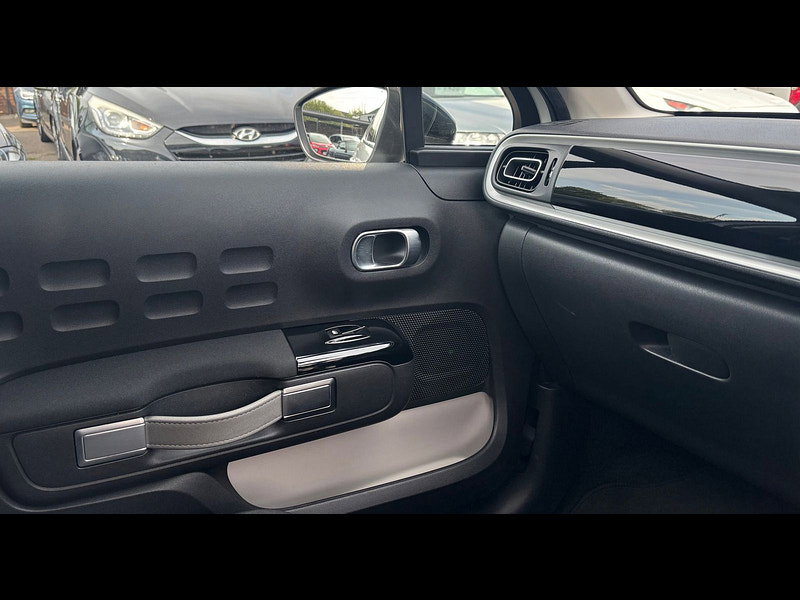 Citroen C3 1.2L Flair PureTech Hatchback 5dr Petrol Manual Euro 6 (81 bhp) 5dr Manual 2026