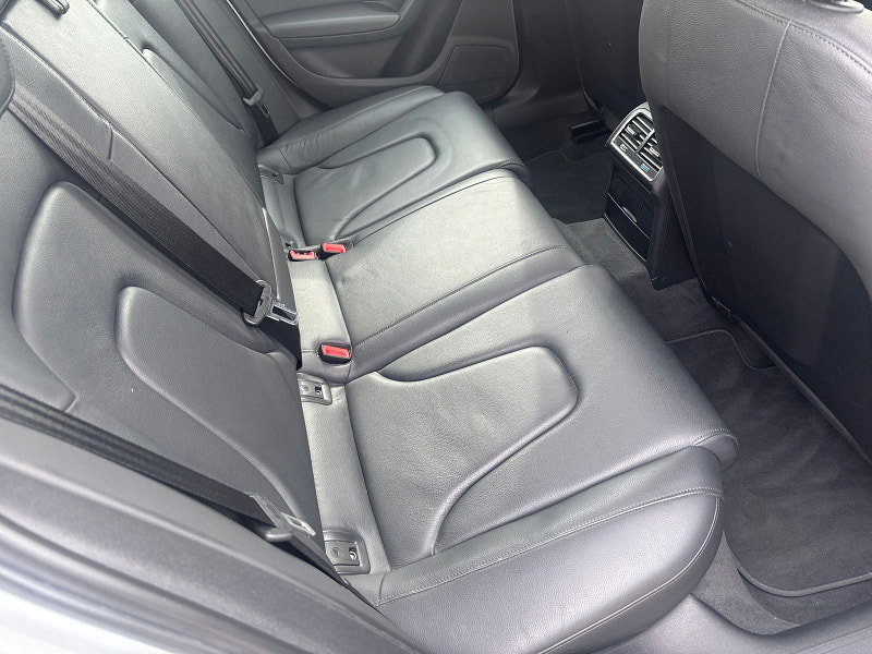 Audi A4 2.0L Technik TDI Saloon 4dr Diesel Manual Euro 5 (141 bhp) 4dr Manual 2026