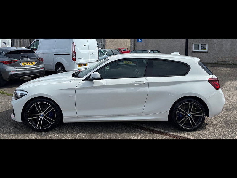 BMW 1 Series 1.5 118i M Sport Shadow Edition Hatchback 3dr Petrol Manual Euro 6 (s/s) (136 ps) 3dr Manual 2026