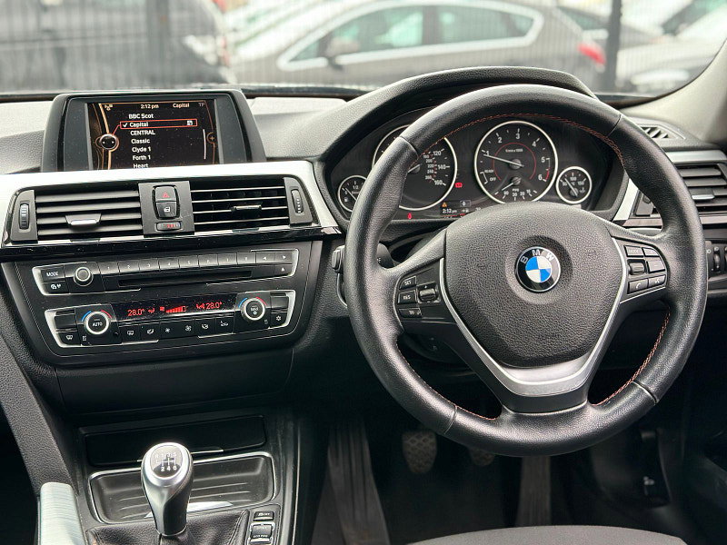 BMW 3 Series 2.0L 320D SPORT Saloon 4dr Diesel Manual Euro 5 (181 bhp) 4dr Manual 2026