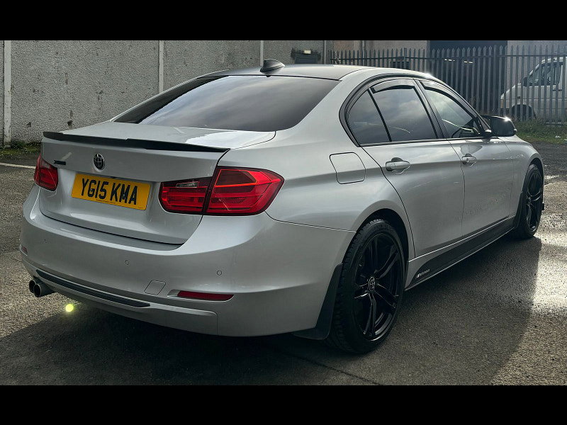 BMW 3 Series 3.0L 330D XDRIVE LUXURY Saloon 4dr Diesel Automatic Euro 6 (255 bhp) 4dr Automatic 2026