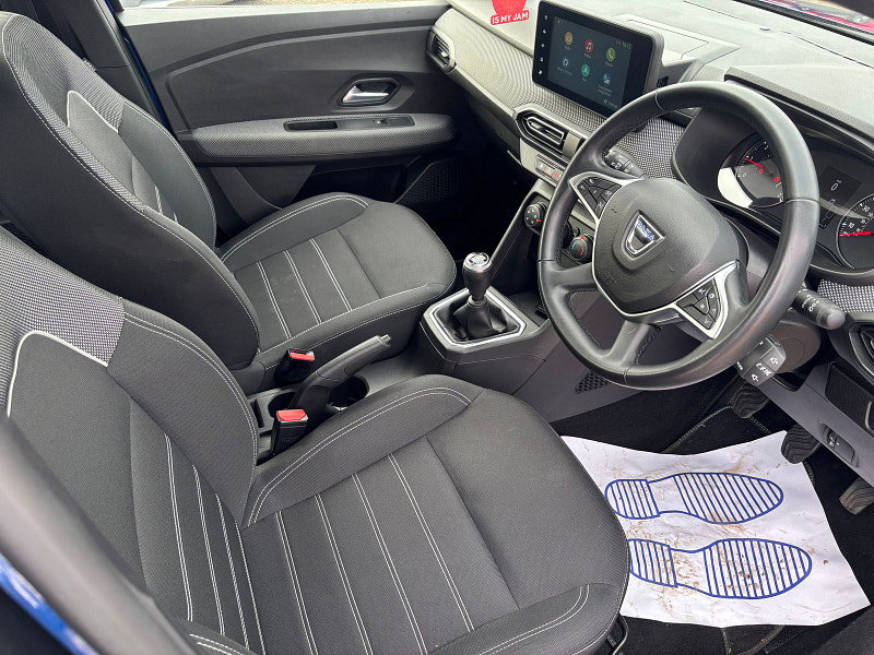 Dacia Sandero 1.0 TCe Comfort Hatchback 5dr Bi Fuel Manual Euro 6 (s/s) (100 ps) 5dr Manual 2026
