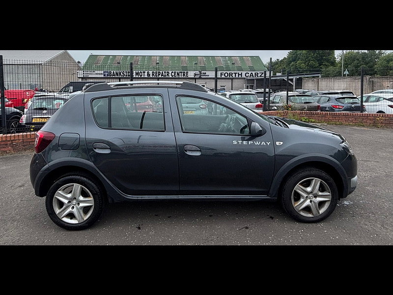 Dacia Sandero Stepway 0.9 TCe Ambiance Hatchback 5dr Petrol Manual Euro 6 (s/s) (90 ps) 5dr Manual 2026