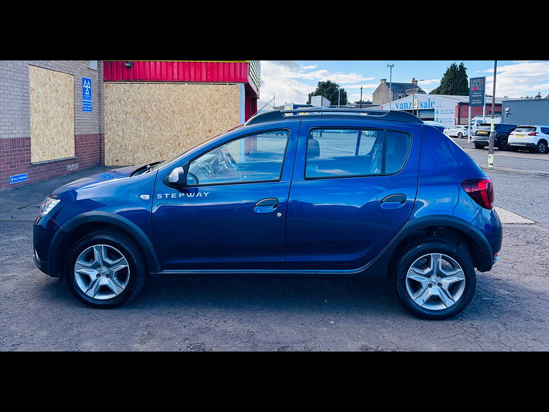 Dacia Sandero Stepway 0.9 TCe Essential Hatchback 5dr Petrol Manual Euro 6 (s/s) (90 ps) 5dr Manual 2026