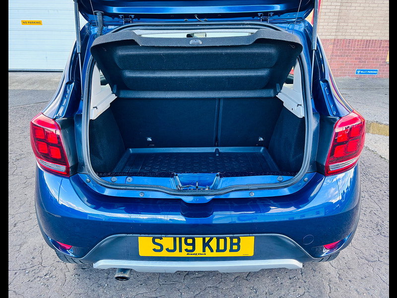 Dacia Sandero Stepway 0.9 TCe Essential Hatchback 5dr Petrol Manual Euro 6 (s/s) (90 ps) 5dr Manual 2026