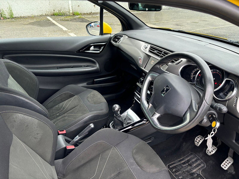 DS 3 1.2L PURETECH CHIC Hatchback 3dr Petrol Manual Euro 6 (80 bhp) 3dr Manual 2026