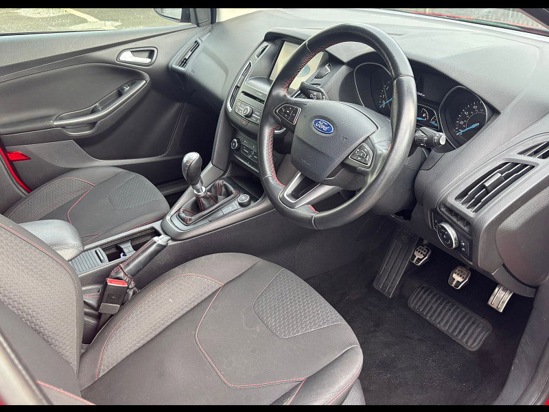 Ford Focus 1.5L ZETEC S RED EDITION Hatchback 5dr Petrol Manual Euro 6 (180 bhp) 5dr Manual 2026