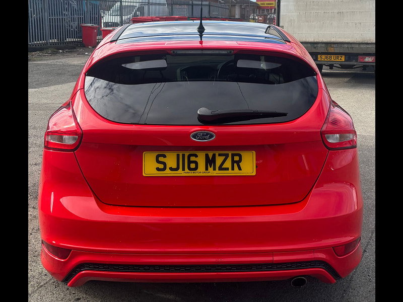Ford Focus 1.5L ZETEC S RED EDITION Hatchback 5dr Petrol Manual Euro 6 (180 bhp) 5dr Manual 2026