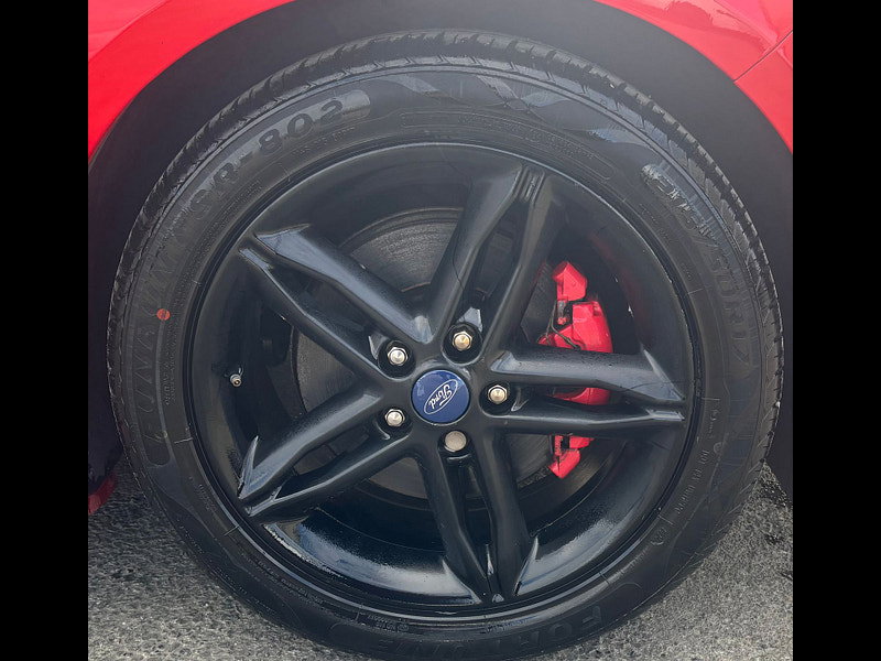 Ford Focus 1.5L ZETEC S RED EDITION Hatchback 5dr Petrol Manual Euro 6 (180 bhp) 5dr Manual 2026