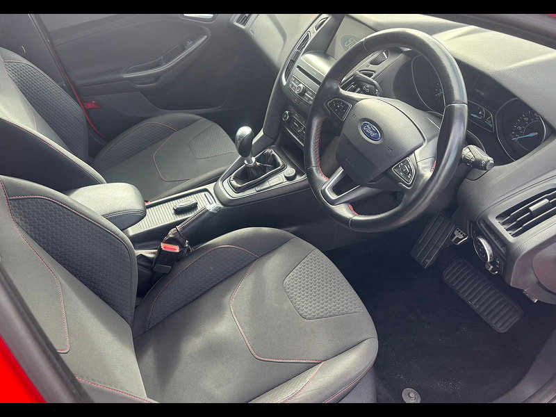 Ford Focus 1.5L ZETEC S RED EDITION Hatchback 5dr Petrol Manual Euro 6 (180 bhp) 5dr Manual 2026