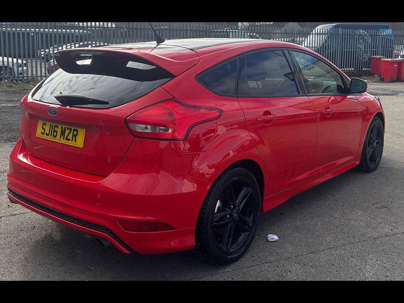 Ford Focus 1.5L ZETEC S RED EDITION Hatchback 5dr Petrol Manual Euro 6 (180 bhp) 5dr Manual 2026