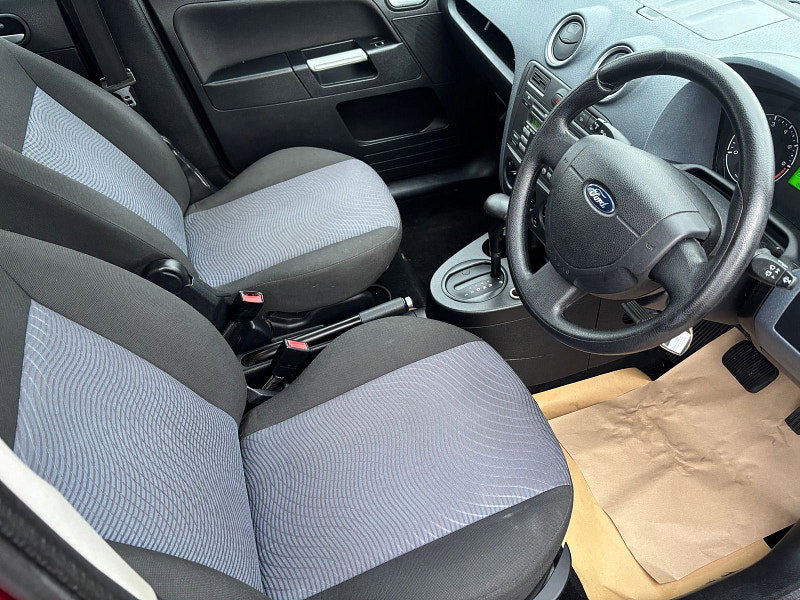 Ford Fusion 1.6 Zetec Hatchback 5dr Petrol Automatic (179 g/km, 99 bhp) 5dr Automatic 2026