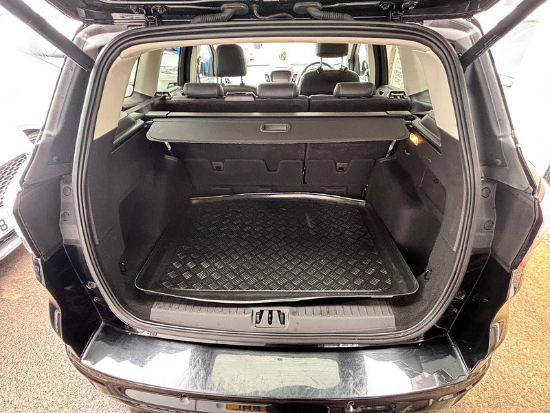 Ford Kuga 2.0 TDCi Vignale SUV 5dr Diesel Powershift AWD Euro 6 (s/s) (180 ps) 5dr Automatic 2026