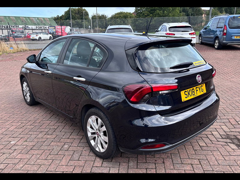 Fiat Tipo 1.4 MPI Easy Plus Hatchback 5dr Petrol Manual Euro 6 (95 ps) 5dr Manual 2026