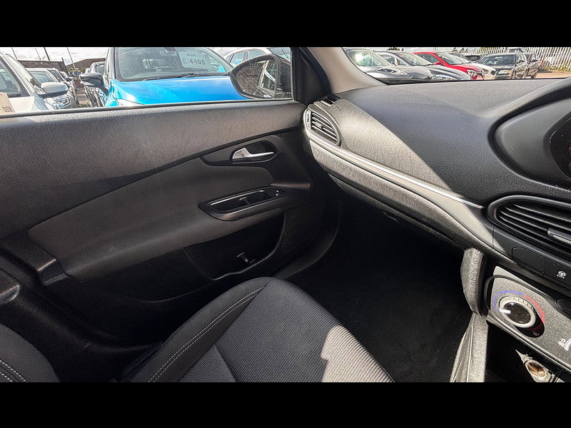Fiat Tipo 1.4 MPI Easy Plus Hatchback 5dr Petrol Manual Euro 6 (95 ps) 5dr Manual 2026